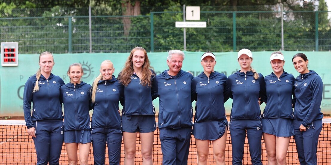 Anzeigetafel Top-4 2025